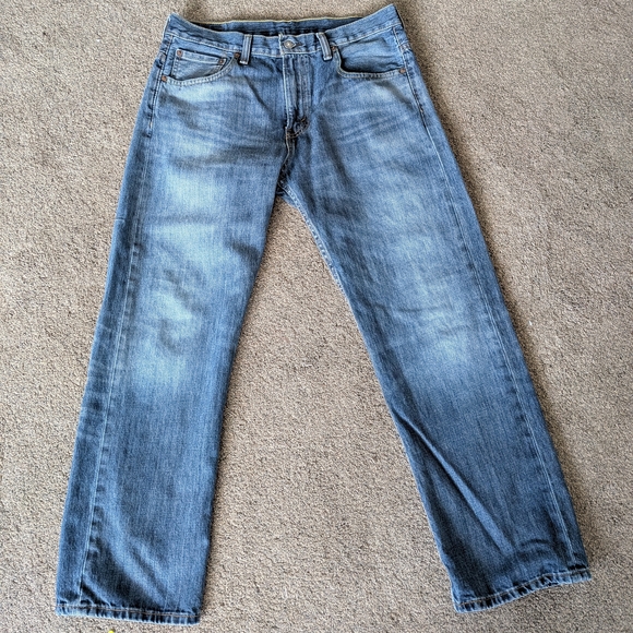 Levi's Classic Blue Straight Jeans - Picture 1 of 6